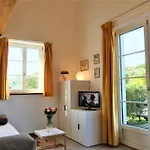 Baskoparadis I Eco-gites I Calme I Vue I Anes I Jardin I Montagne I Nature *