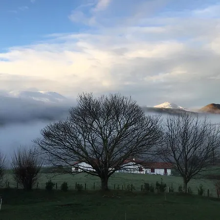 Appartement Baskoparadis I Eco-gites I Calme I Vue I Anes I Jardin I Montagne I Nature Louhossoa