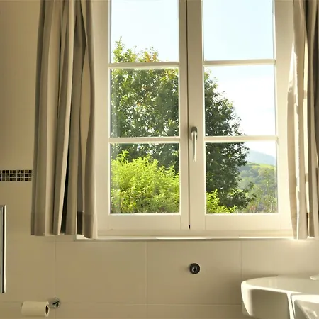 Baskoparadis I Eco-gites I Calme I Vue I Anes I Jardin I Montagne I Nature Appartement Louhossoa