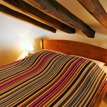 Baskoparadis I Eco-gites I Calme I Vue I Anes I Jardin I Montagne I Nature *