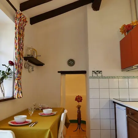 Baskoparadis I Eco-gites I Calme I Vue I Anes I Jardin I Montagne I Nature Louhossoa